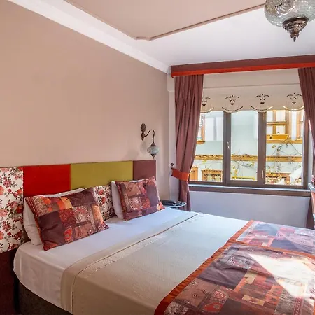 La Vie Otel